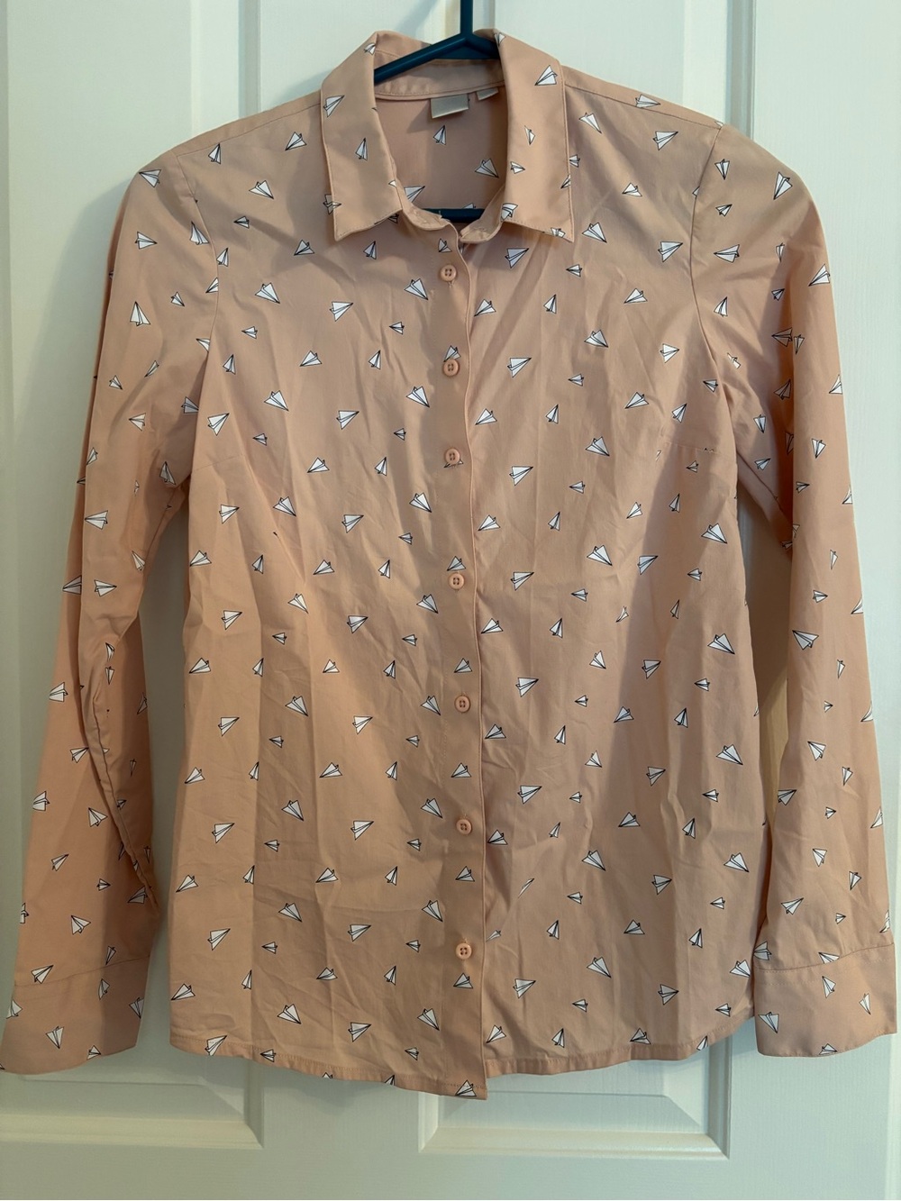 Twik paper airplane women’s button down shirt XS